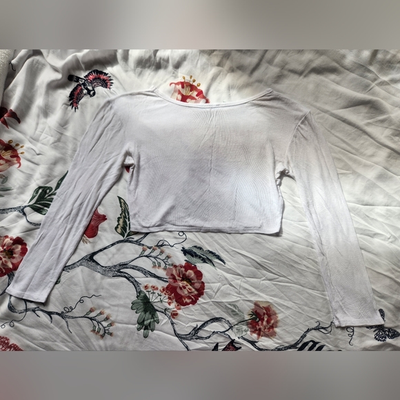 Fashion Nova Crop Top - Picture 4 of 4